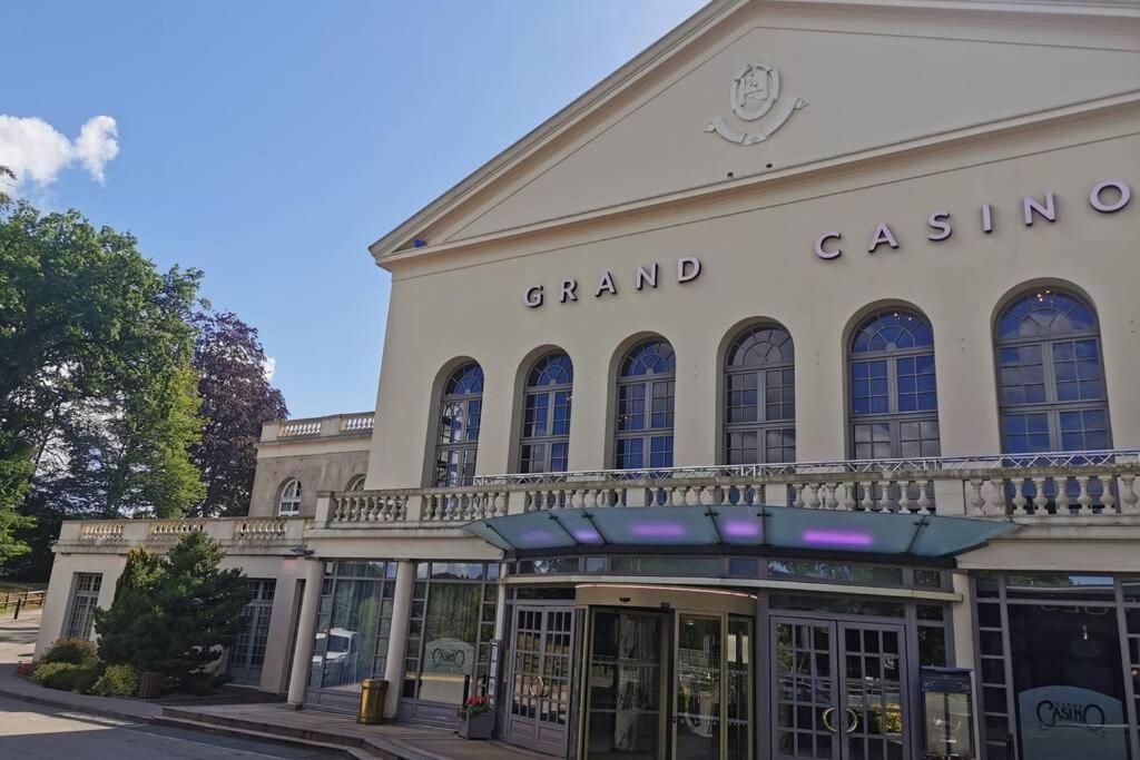 Gite Le Balcon Flaubert Forges-les-Eaux Luaran gambar