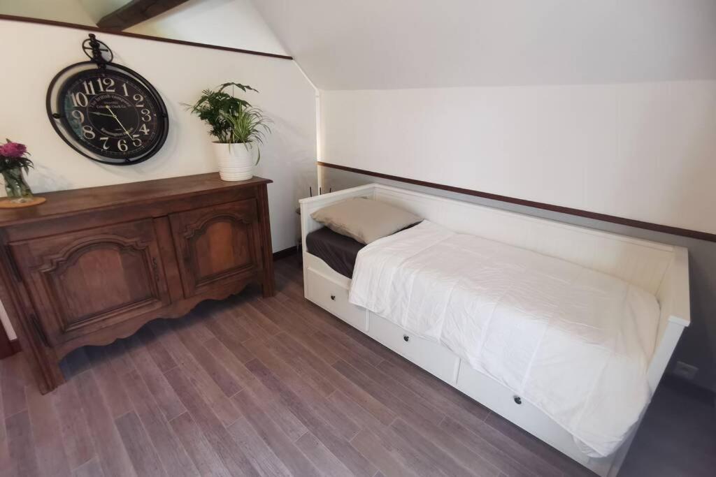 Gite Le Balcon Flaubert Forges-les-Eaux Luaran gambar