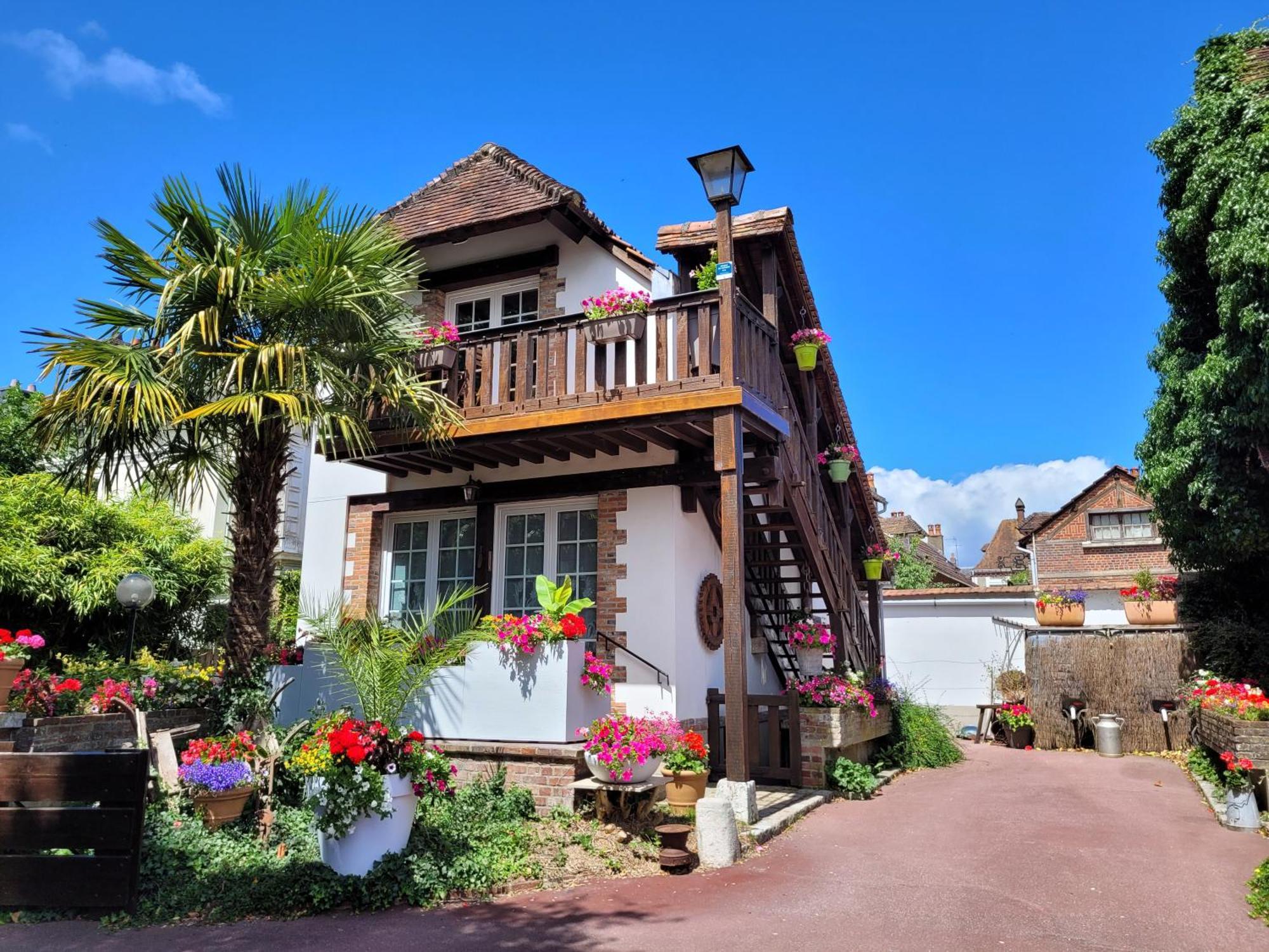 Gite Le Balcon Flaubert Forges-les-Eaux Luaran gambar