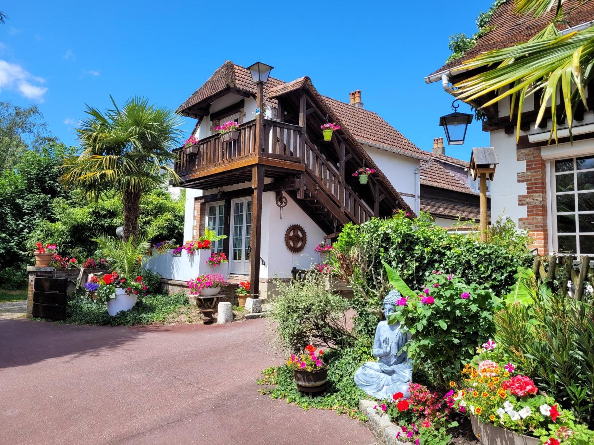 Gite Le Balcon Flaubert Forges-les-Eaux Luaran gambar