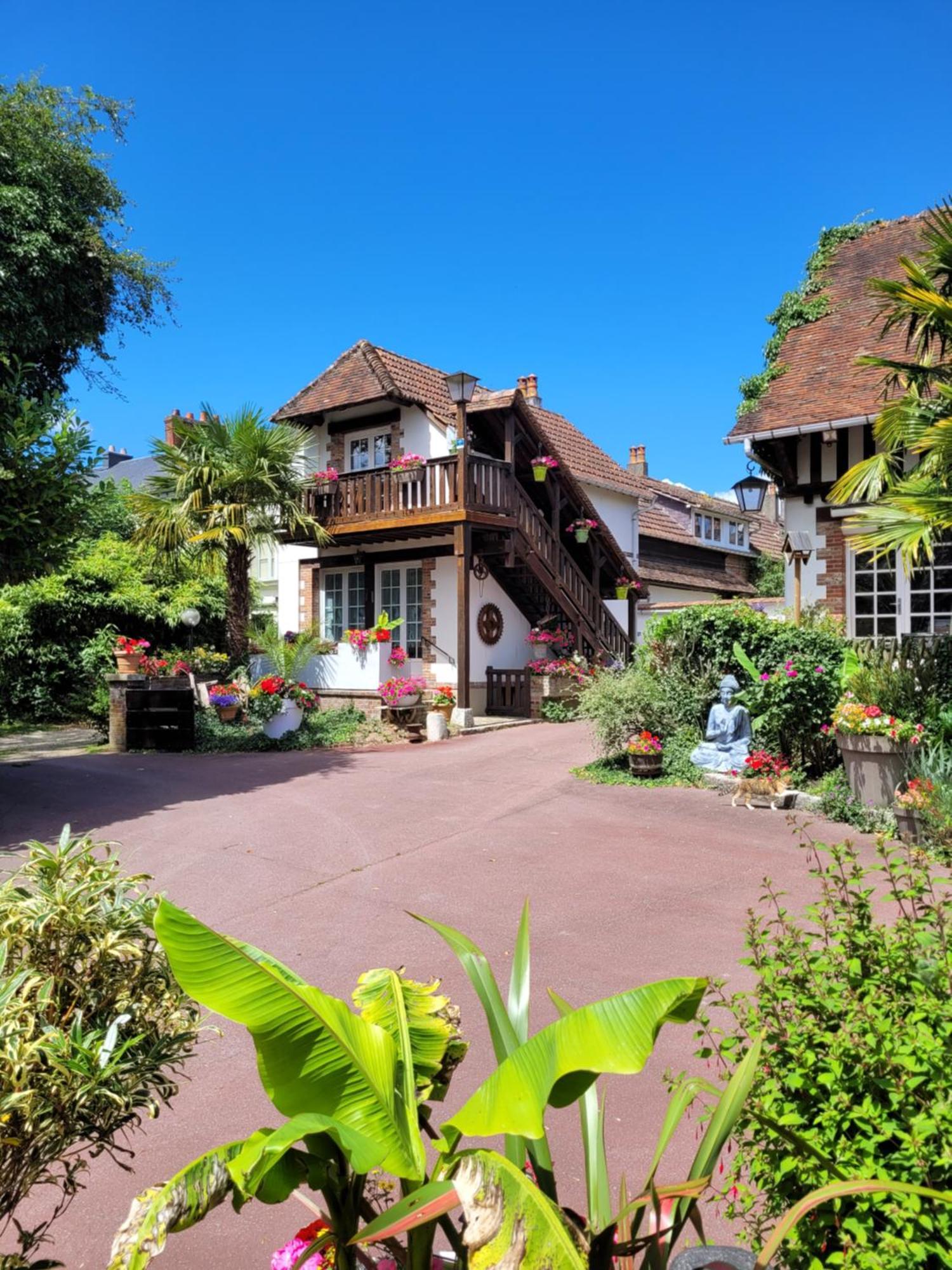 Gite Le Balcon Flaubert Forges-les-Eaux Luaran gambar